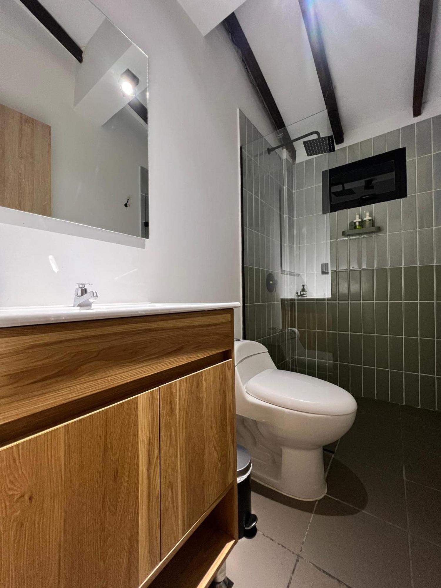 Stylish 5-br In Medellin's Trendiest Spot, Walk Everywhere! Apartment